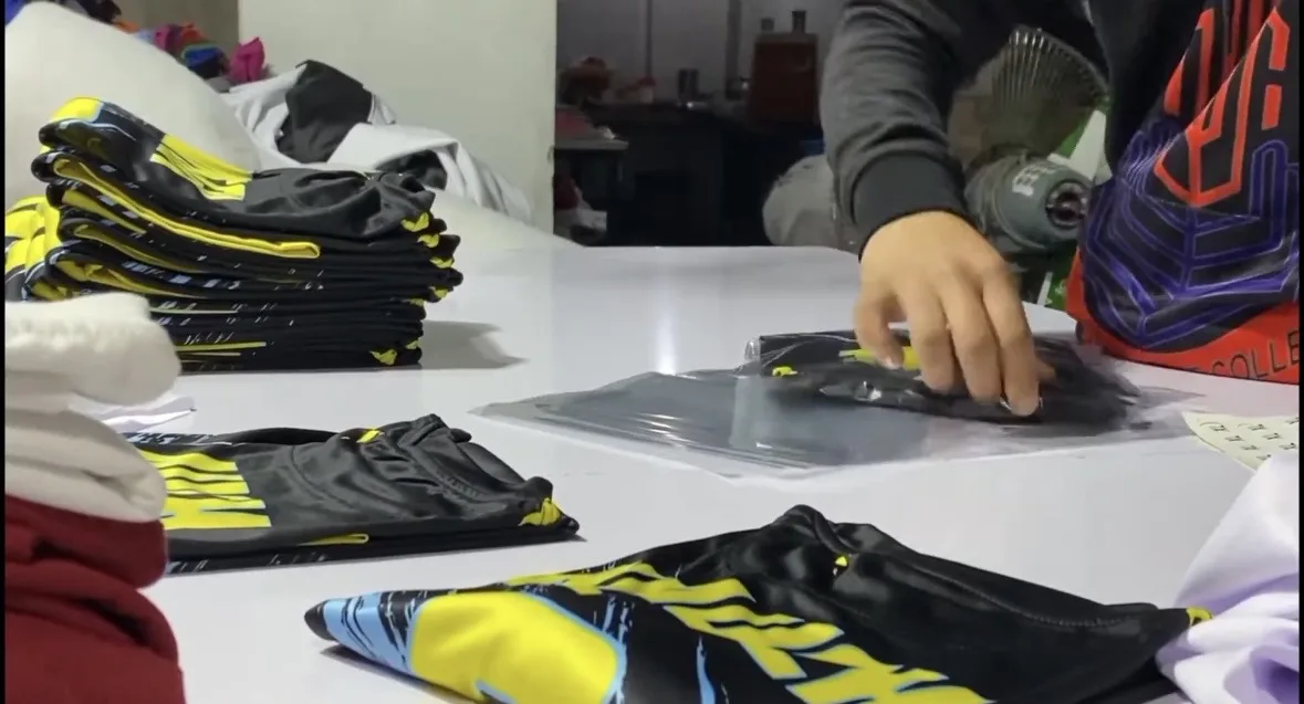 Inline Checking & Quality Review for sportswear manufacturing